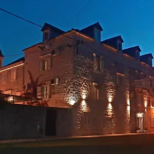 3* Penzion Carol